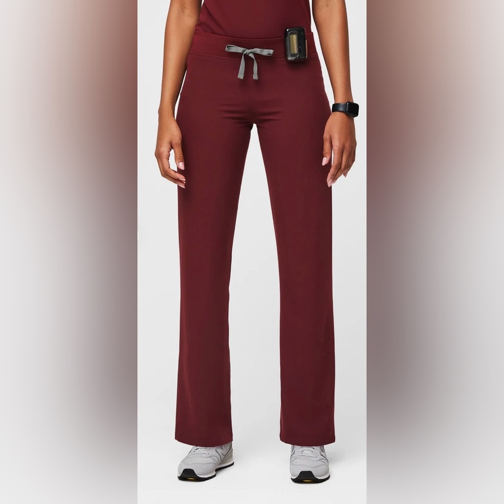 Women's Figs Burgundy Livingston Basic Scrub Pants